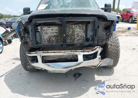 2000 Ford Excursion Limited z USA, uszkodzony, nr VIN 1FMNU42F1YEE50348